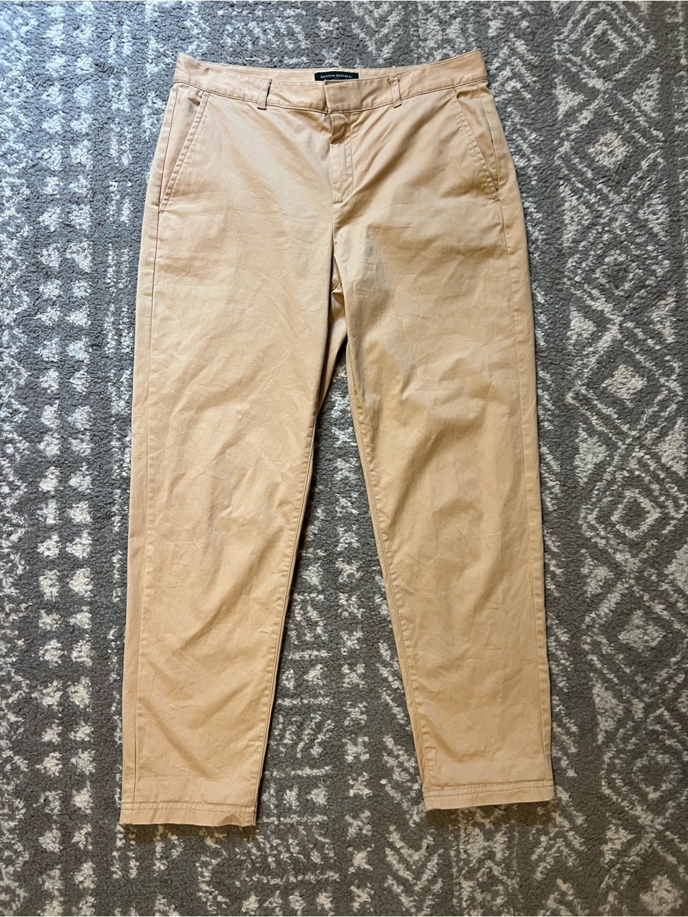 Banana Republic Women's Cropped Chinos in Beige size 4